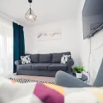 White Mood 2 Брашов